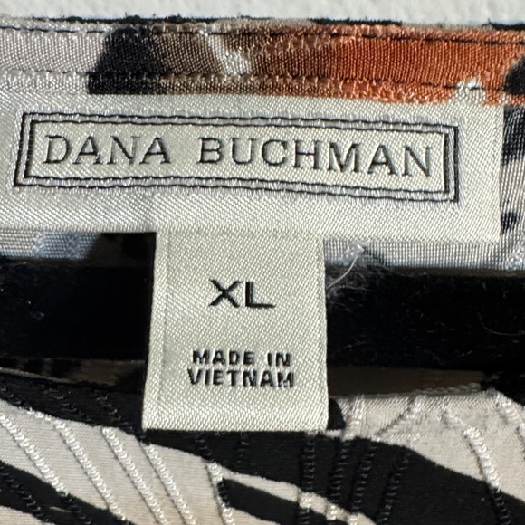 Dana Buchman Multicolor Patterned Top - Picture 2 of 5